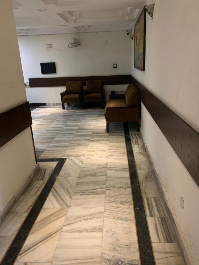 Hotel Raman'S Jagādhri Eksteriør billede